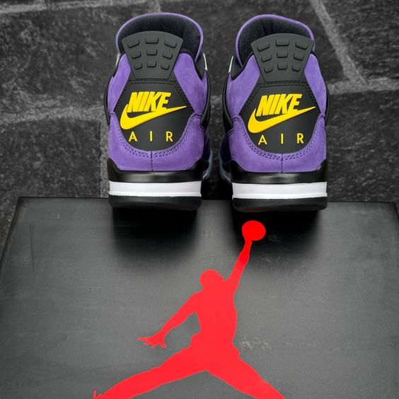 Air Jordan 4 Retro "Lakers"