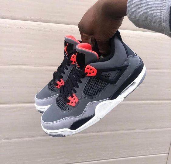 Air Jordan 4 Retro "Infrared"