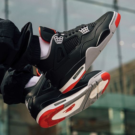 Air Jordan 4 Retro "Bred Reimagined"