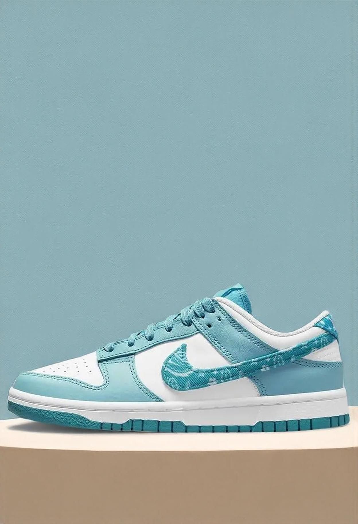 Nike Dunk Low