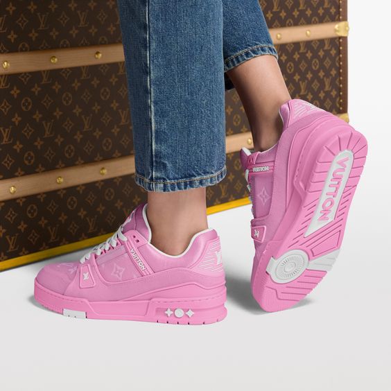 Louis Vuitton Trainer "Pink"