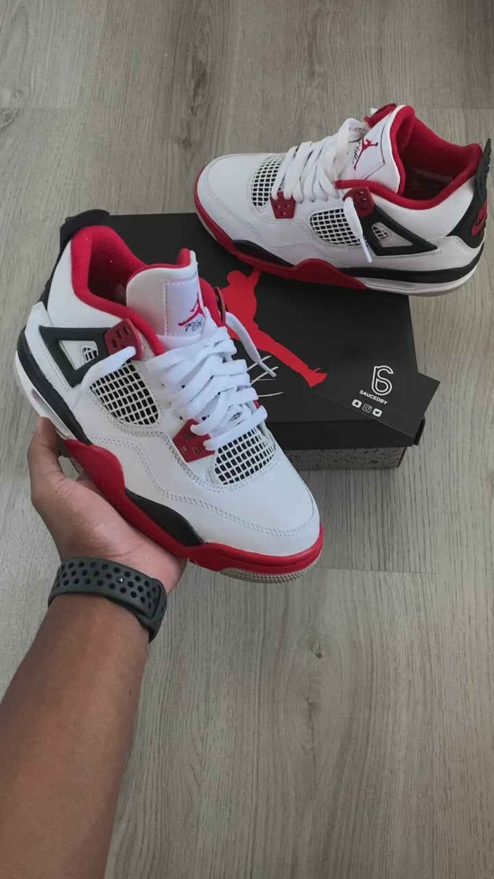Air Jordan 4 Retro OG "Fire Red"