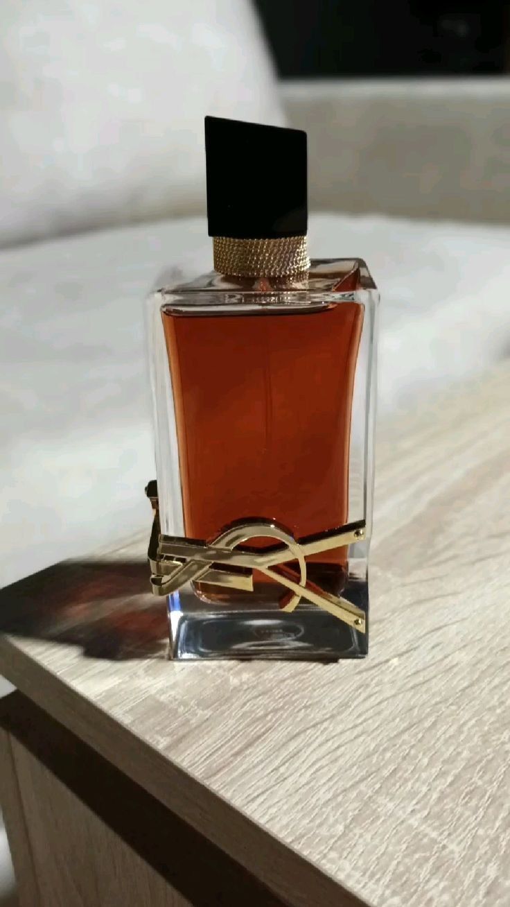 Yves Saint Laurent "Libre"